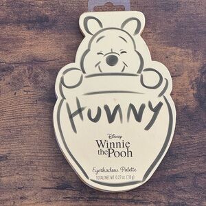 Disney Winnie the Pooh “Hunny” Eyeshadow Palette — BRAND NEW 🍯💛